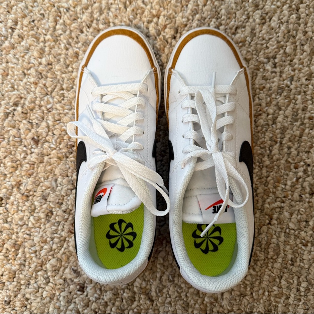 Nike Court Legacy Next Nature Sneaker - Women's - size 8 medium - Picture 8 of 8